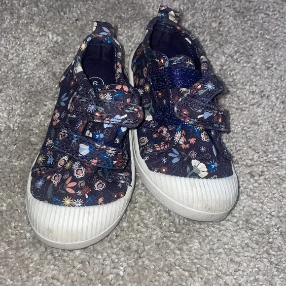 - Major sale $6 was $17 Cat and Jack toddler strap in shoes blue and floral - Picture 9 of 9